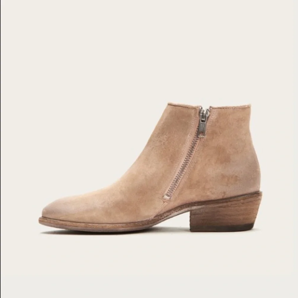 Frye Carson Piping Beige Leather Ankle Booties - Picture 5 of 12
